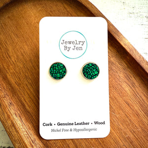 Stud Earrings: Cracked Ice Green