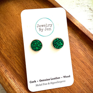 Stud Earrings: Cracked Ice Green