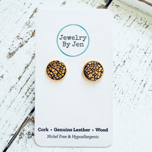 Load image into Gallery viewer, Stud Earrings: Cracked Ice Gold