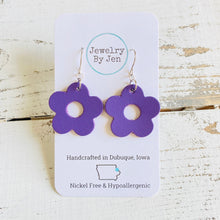 Load image into Gallery viewer, Petite Flower Earrings: Purple