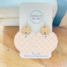 Load image into Gallery viewer, CLEARANCE: Luna Earrings