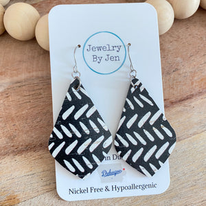 Elegant Teardrop Earrings: Boho Chevron